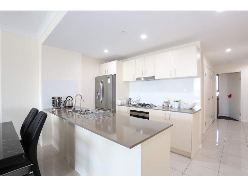 27/1 Browne Parade, Warwick Farm NSW 2170