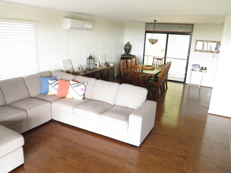 17 Lawson Street, Midge Point QLD 4799