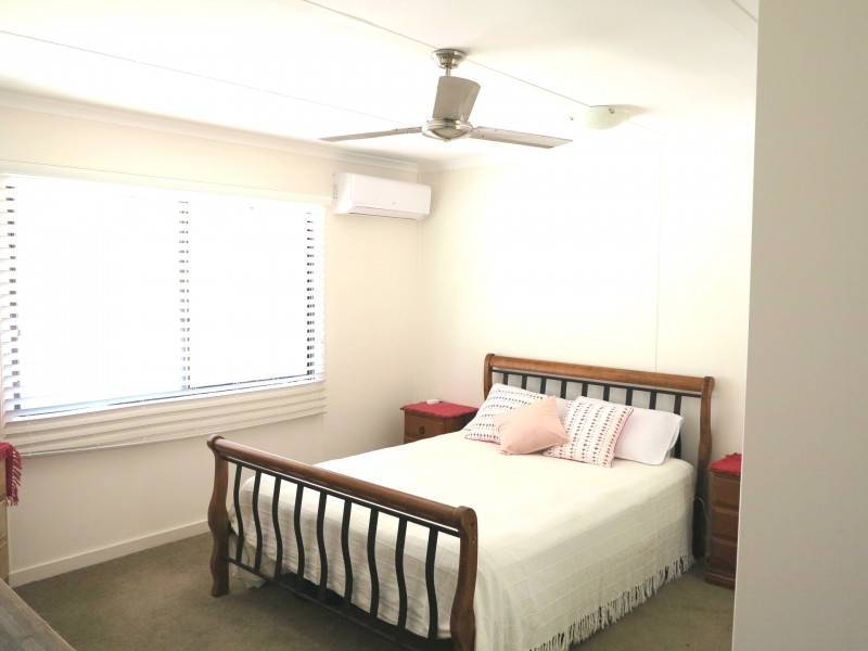 17 Lawson Street, Midge Point QLD 4799