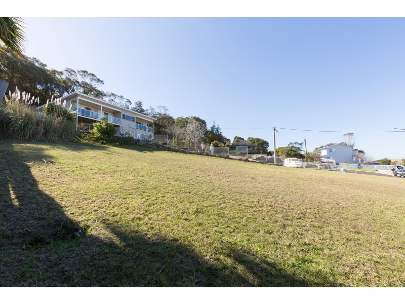 5 Merindah Court, Lakes Entrance VIC 3909