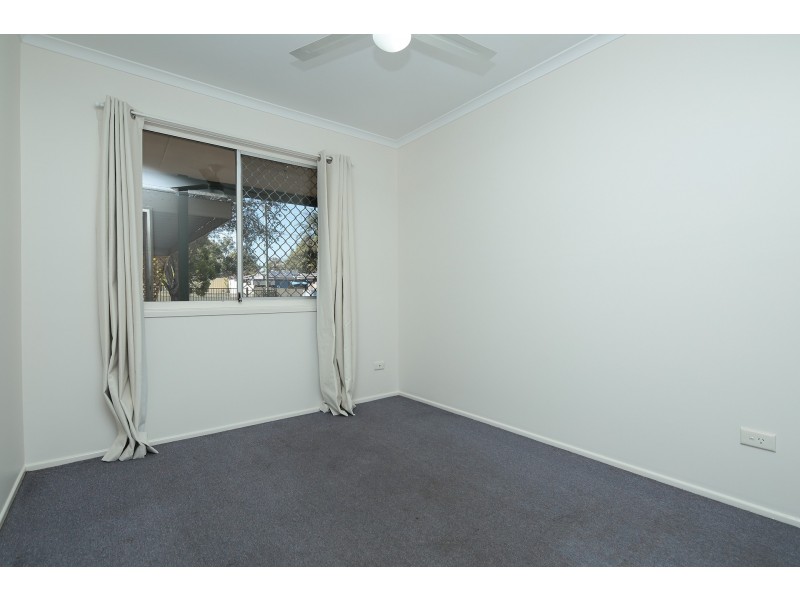 11 Peppermint Street, Crestmead QLD 4132