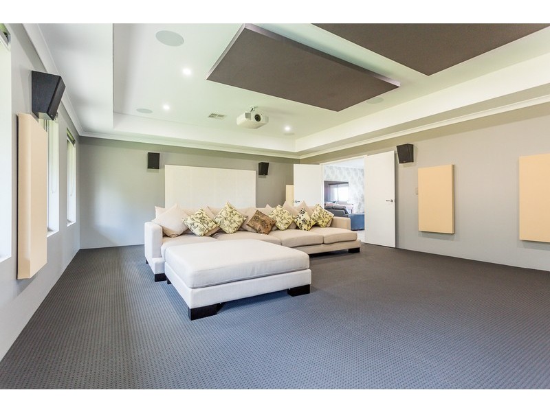 1755 Stoneleigh Road, Stoneville WA 6081