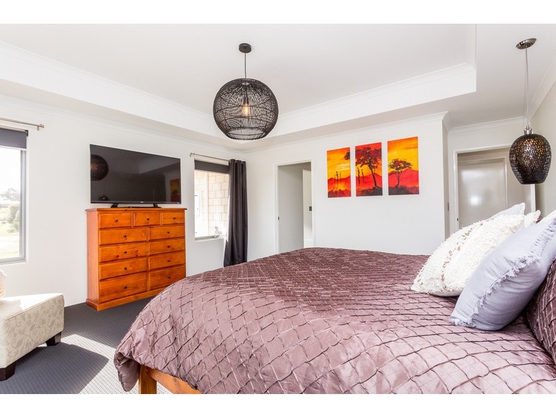 1755 Stoneleigh Road, Stoneville WA 6081