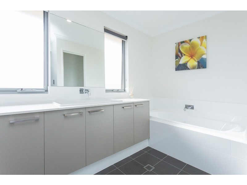 1755 Stoneleigh Road, Stoneville WA 6081