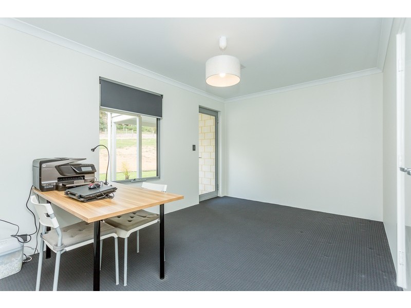 1755 Stoneleigh Road, Stoneville WA 6081