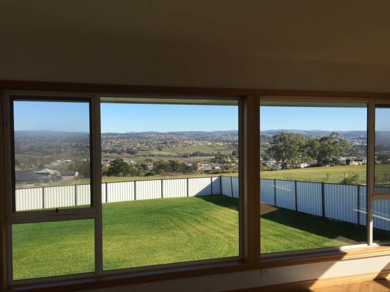 14 Tenzing Drive, St Leonards TAS 7250