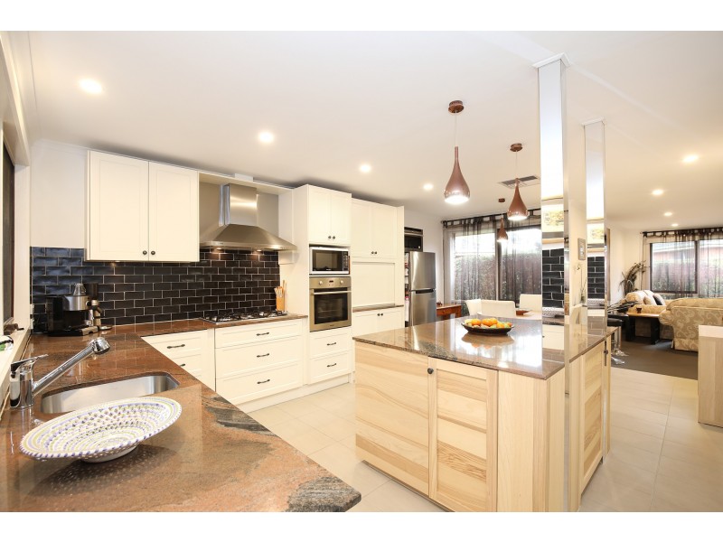 6/21-23 Outhwaite Avenue, Doncaster VIC 3108