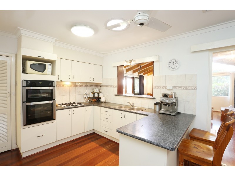 17 Frost Street, Swan View WA 6056