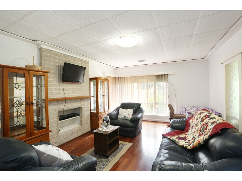 17 Frost Street, Swan View WA 6056