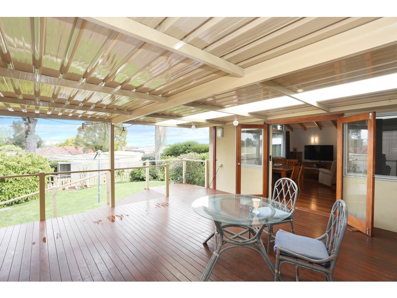 17 Frost Street, Swan View WA 6056