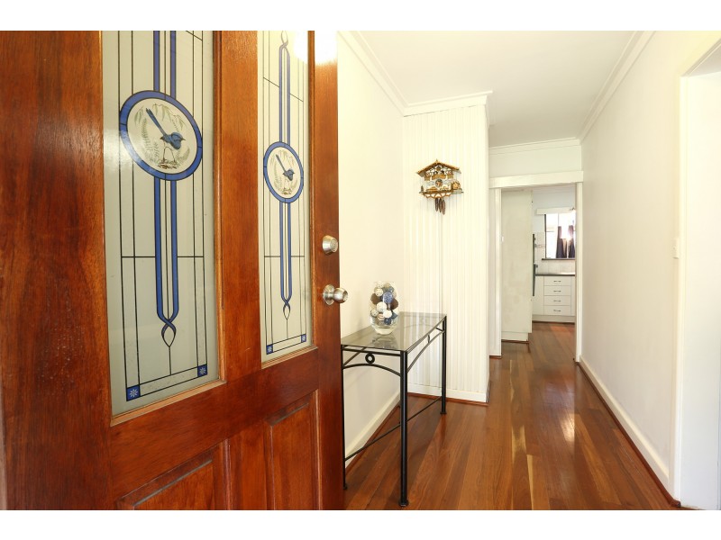 17 Frost Street, Swan View WA 6056