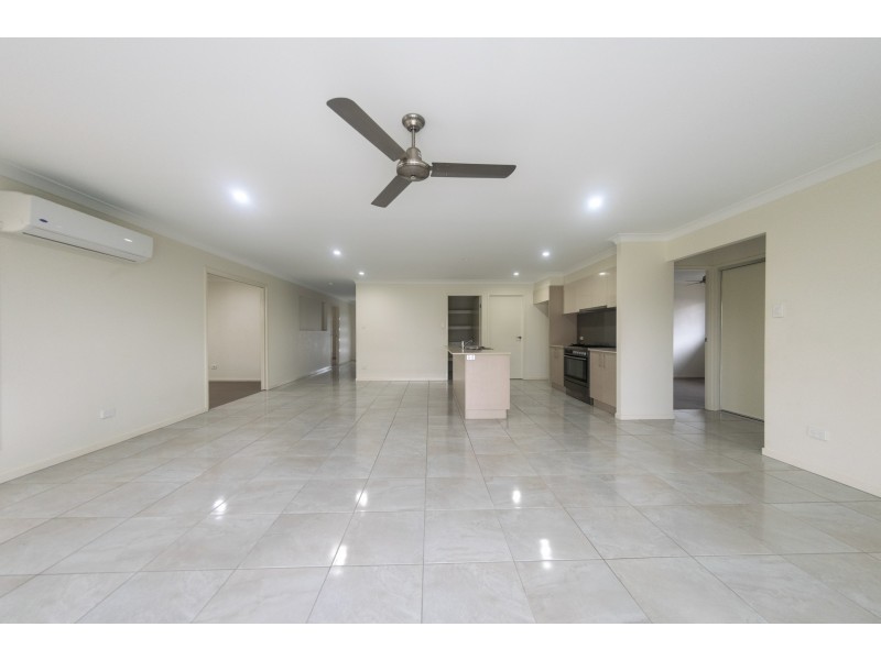 9 Pinehill Street, Yarrabilba QLD 4207