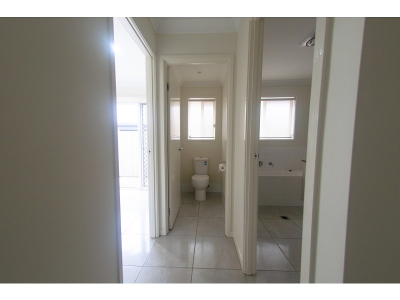 9 Pinehill Street, Yarrabilba QLD 4207