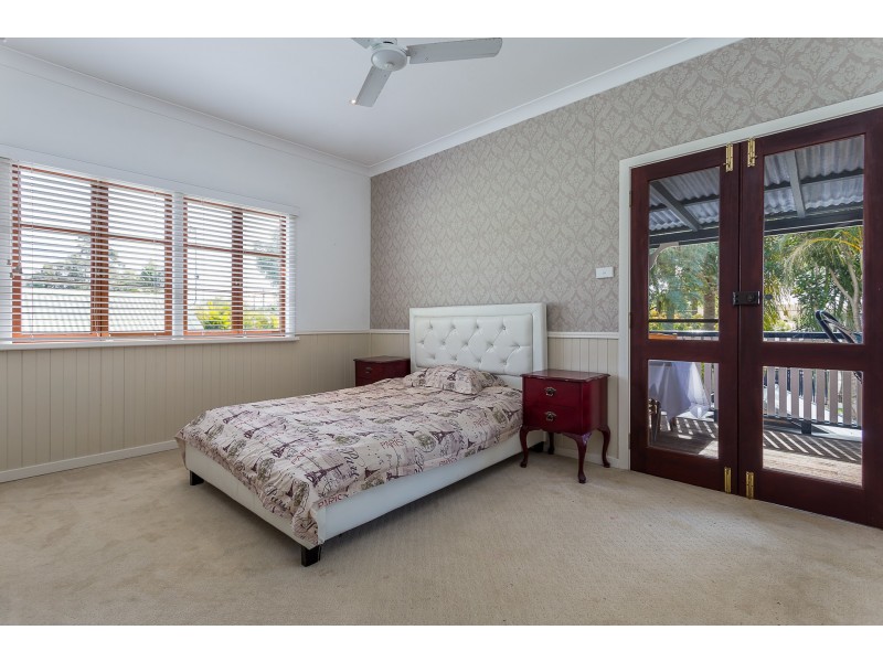 36 Clam Street, Runaway Bay QLD 4216