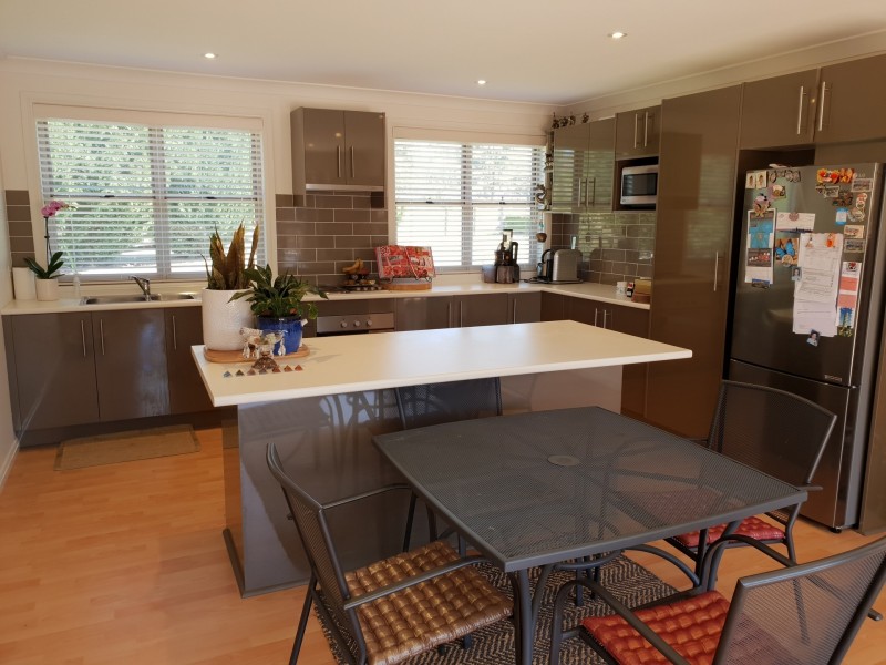 1 Davies Place, Picton NSW 2571