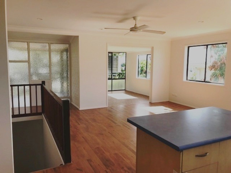 769 Nicklin Way, Battery Hill QLD 4551