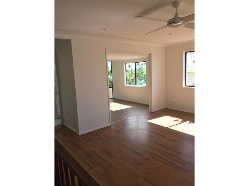 769 Nicklin Way, Battery Hill QLD 4551