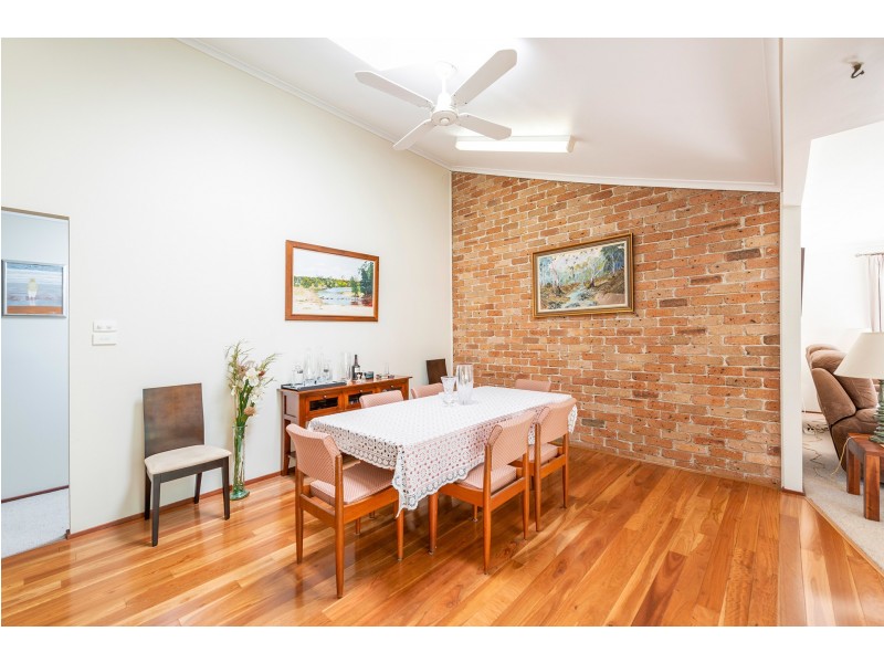 14 Edna Avenue, Springwood NSW 2777