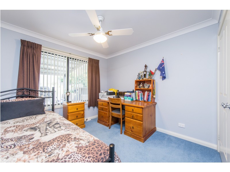 2 Nundah Close, Bomaderry NSW 2541