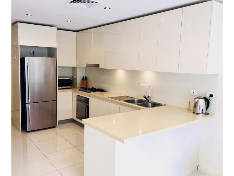 4/21-25 Gulliver Street, Brookvale NSW 2100