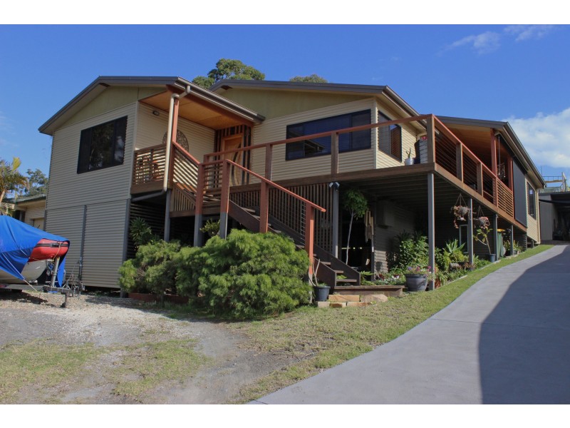 83 Leo Drive, Narrawallee NSW 2539