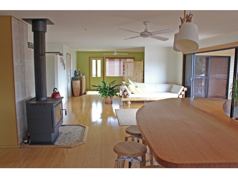 83 Leo Drive, Narrawallee NSW 2539