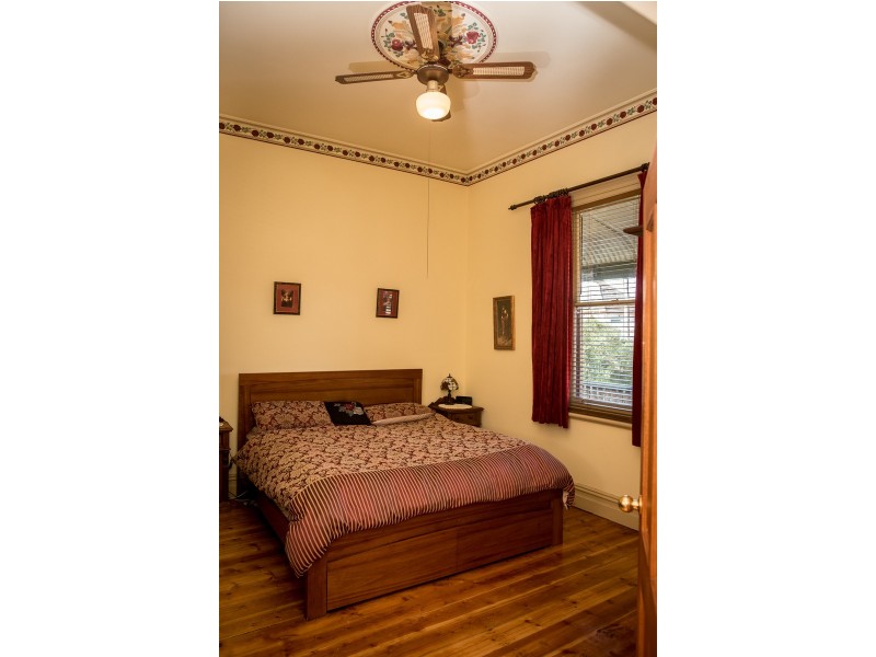 11 Edward Street, Ottoway SA 5013