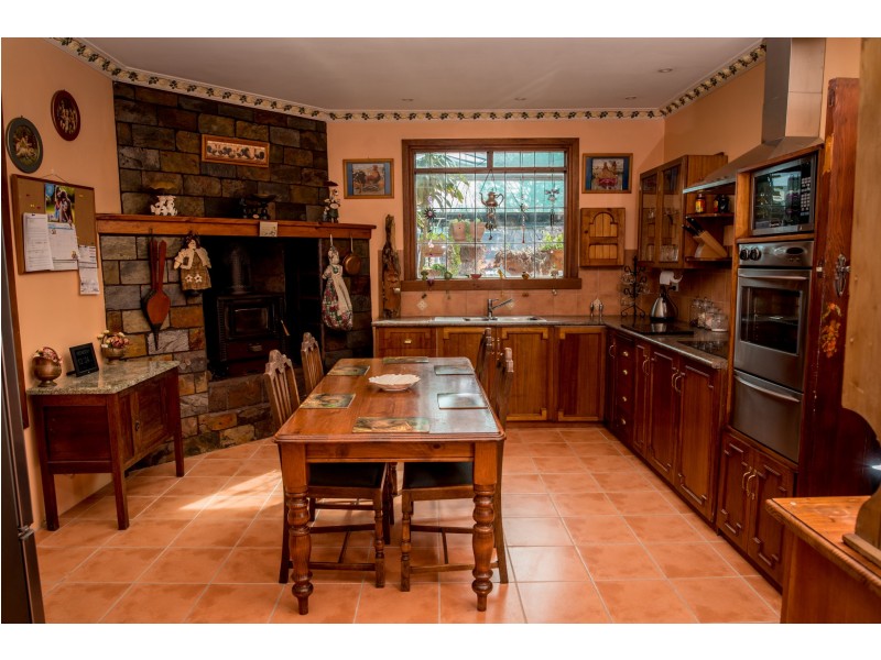 11 Edward Street, Ottoway SA 5013