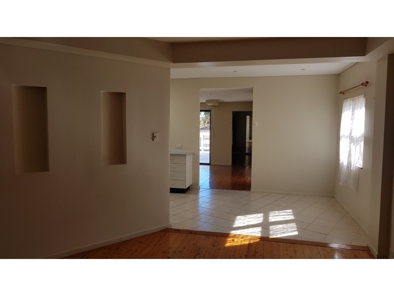 163 Waminda Avenue, Campbelltown NSW 2560