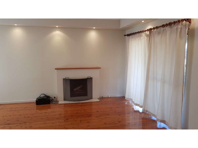 163 Waminda Avenue, Campbelltown NSW 2560