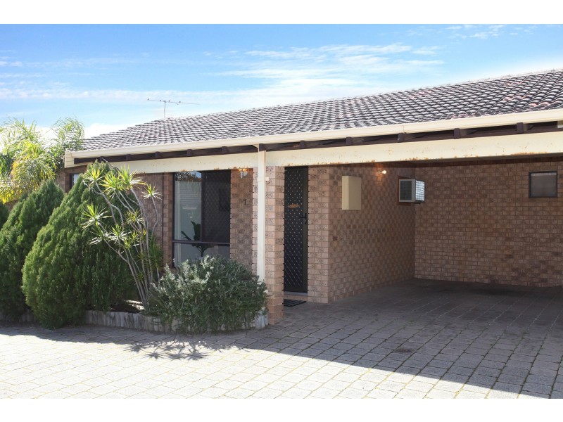 7/11 Moldavia Street, Tuart Hill WA 6060