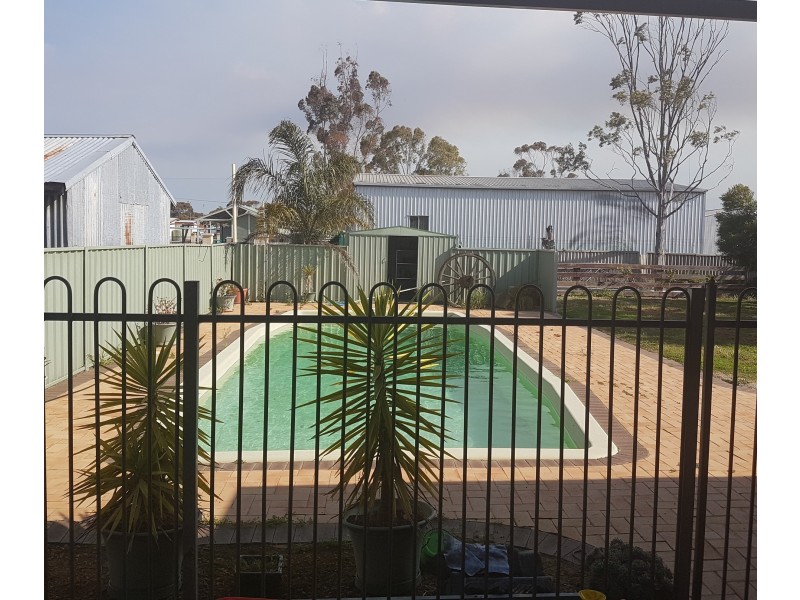 4 Richmond Street, Nyabing WA 6341