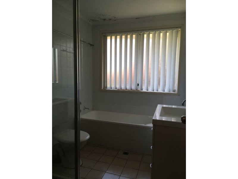 8 Breakfast Road, Marayong NSW 2148