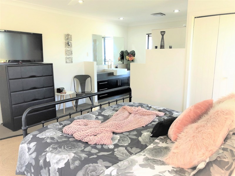 137 Dunnrock Road, Chelona QLD 4740