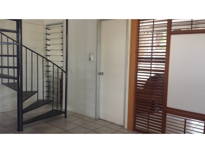 16 Wearing Crescent, Karama NT 0812