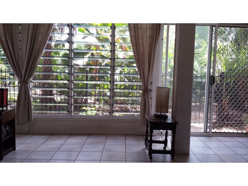 16 Wearing Crescent, Karama NT 0812