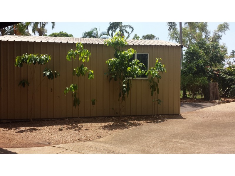 16 Wearing Crescent, Karama NT 0812