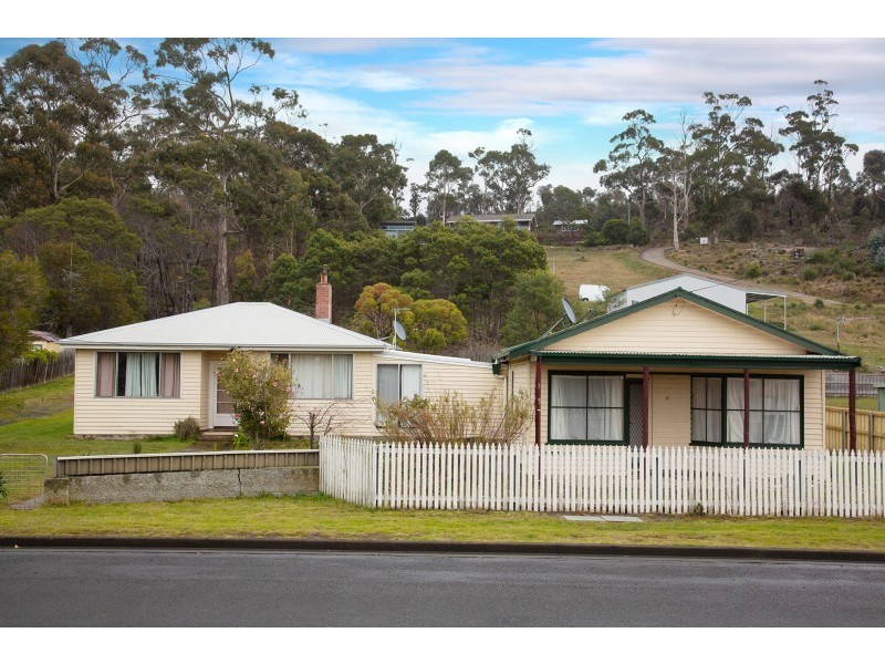 18 Charles Street, Orford TAS 7190