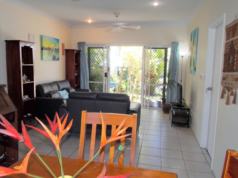 41/2-6 Lake Placid Road, Caravonica QLD 4878