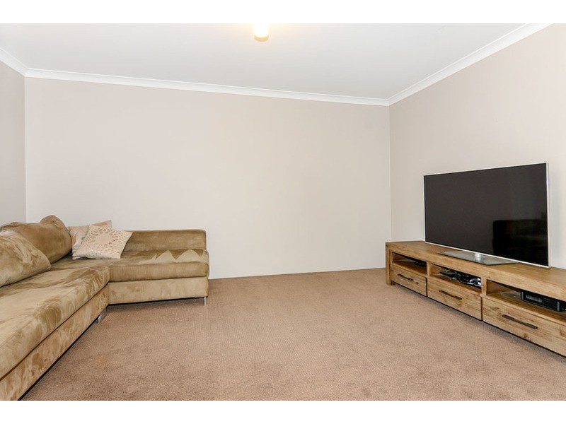 74 Barnes Avenue, Australind WA 6233
