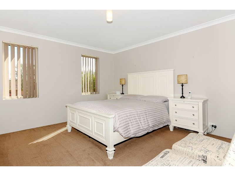 74 Barnes Avenue, Australind WA 6233
