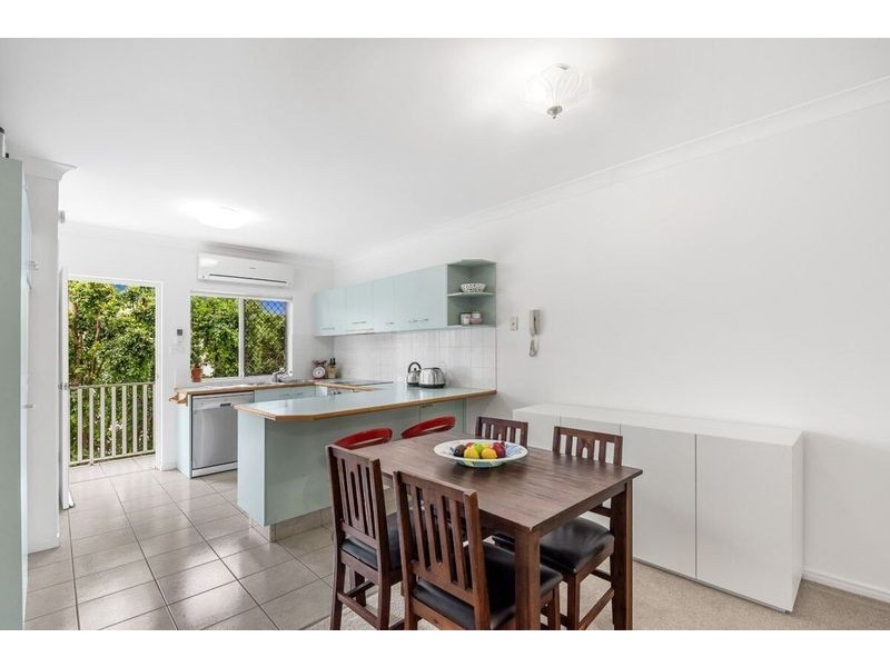 4/26 Crump Street, Holland Park West QLD 4121