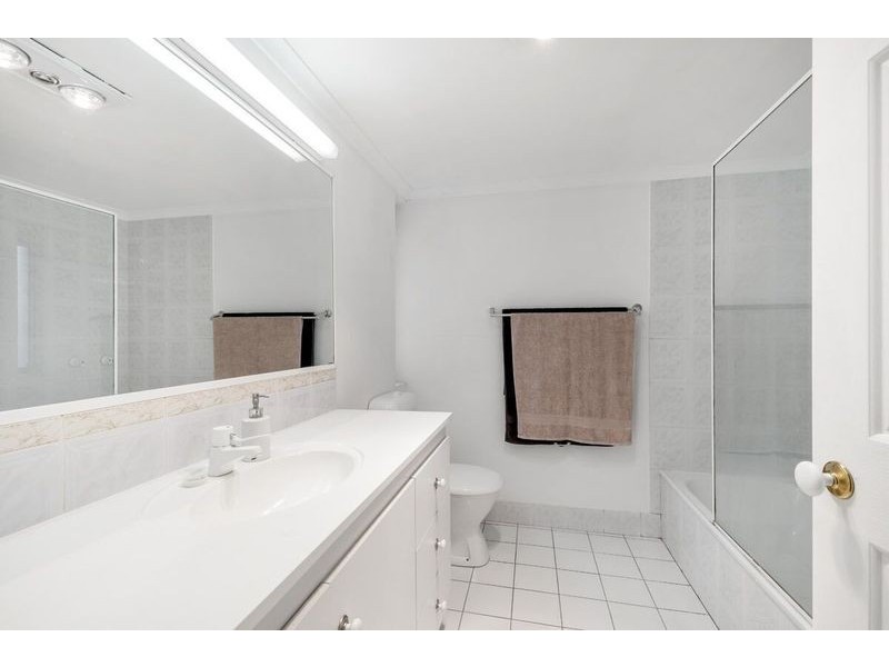 4/26 Crump Street, Holland Park West QLD 4121