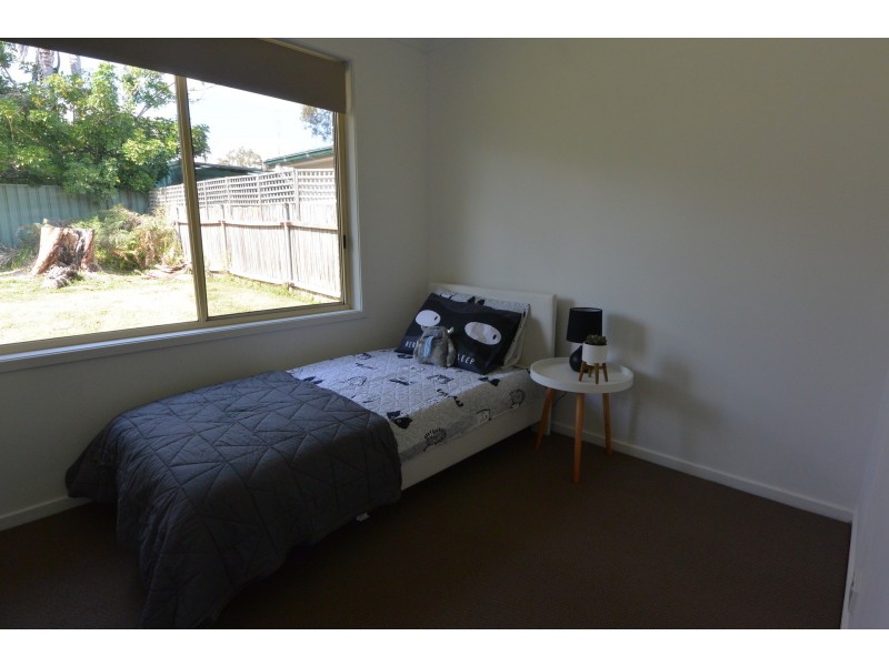 33 Murrumbong Road, Summerland Point NSW 2259