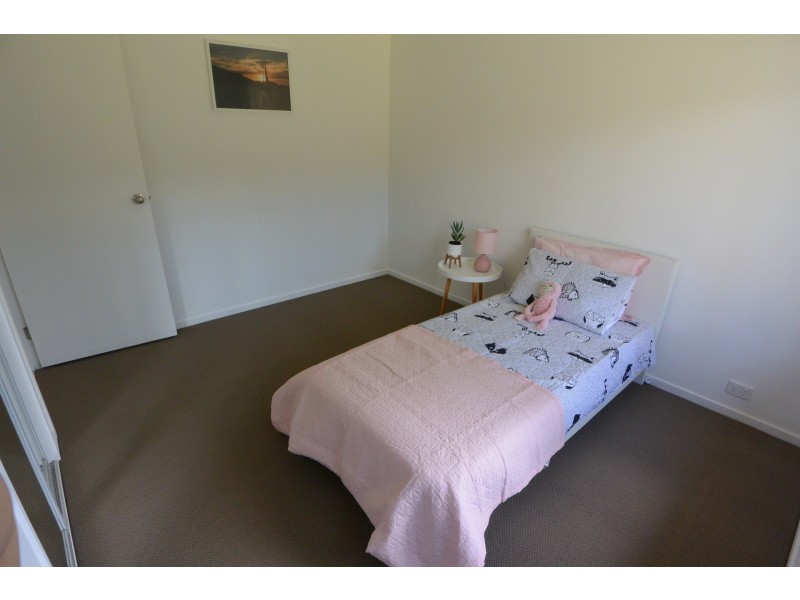33 Murrumbong Road, Summerland Point NSW 2259