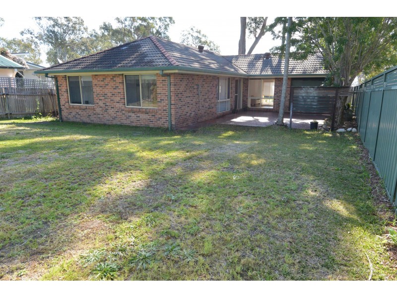 33 Murrumbong Road, Summerland Point NSW 2259
