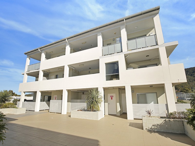 24/225 Princes Highway, Corrimal NSW 2518
