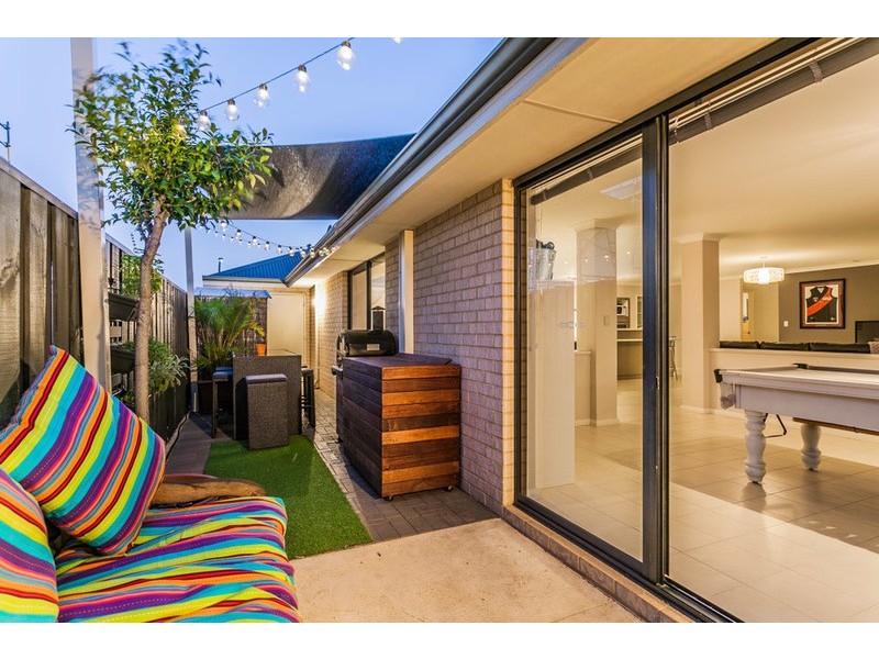 19 Adriana Way, Halls Head WA 6210