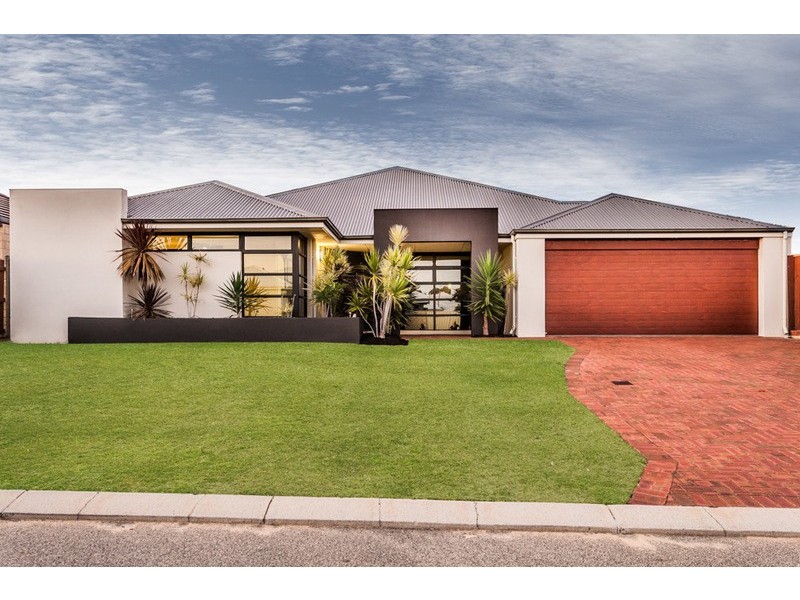 19 Adriana Way, Halls Head WA 6210