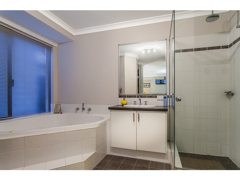 19 Adriana Way, Halls Head WA 6210